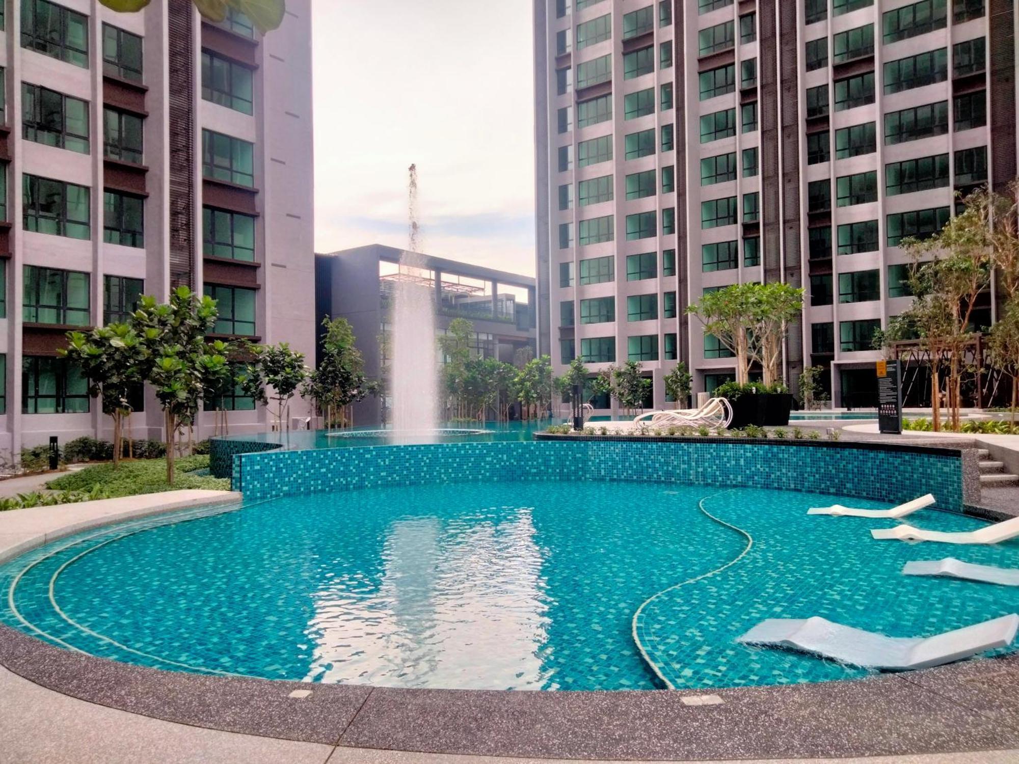 Bangsar South Botanical I Bed & Pillow Kuala Lumpur Exterior photo